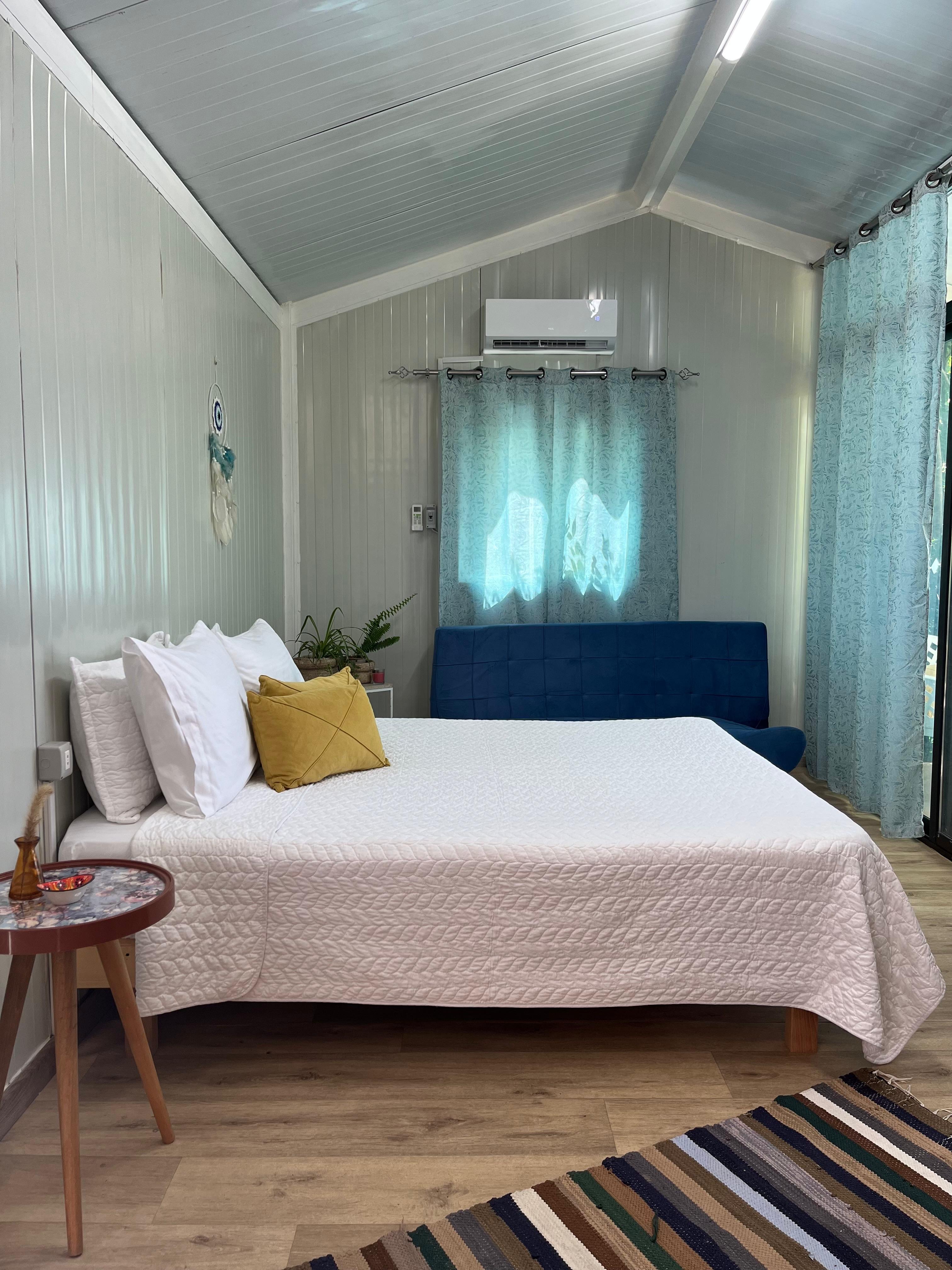 Bungalows in Edde for Night Stay